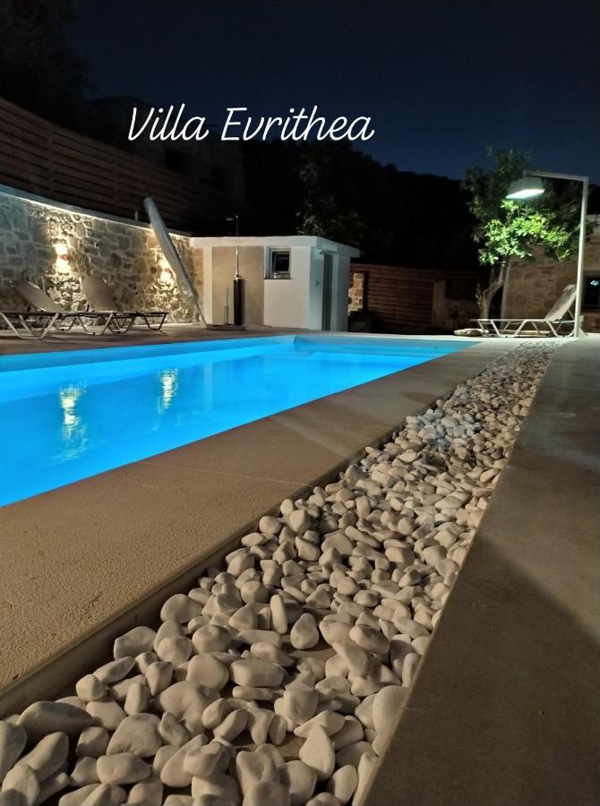 Villa Evrithea Kallergiana 外观 照片